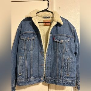 Levi’s Sherpa Trucker Jacket